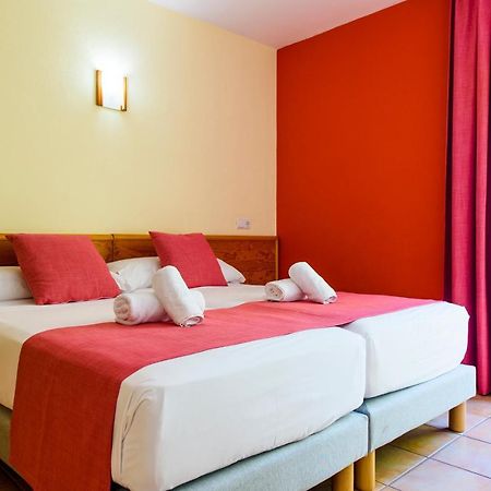 Apartamentos Casa Maria Сан-Антонио-Абад Экстерьер фото