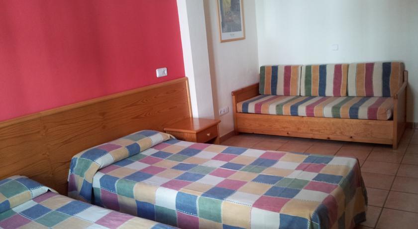 Apartamentos Casa Maria Сан-Антонио-Абад Экстерьер фото